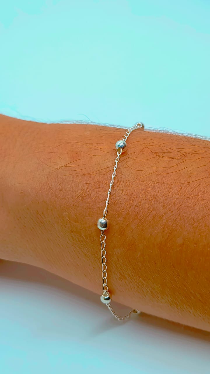 PULSEIRA BOLINHA PRATA 925